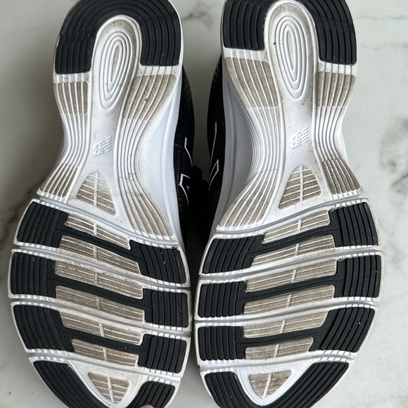 New Balance 711 Cush - Picture 6 of 8